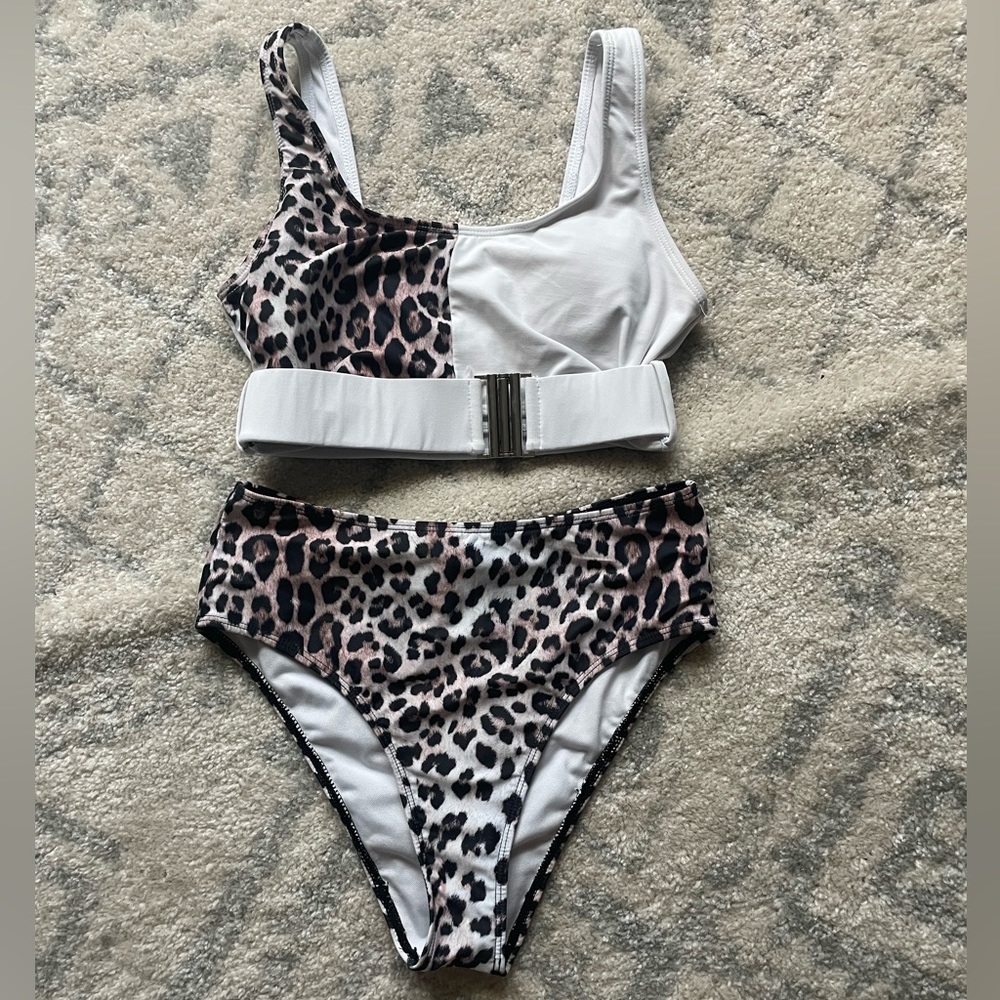Bathing suit